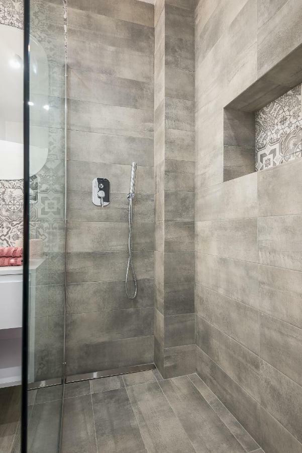 "Sunbow Earth"- Boutique New Apt In Dowtown أثينا المظهر الخارجي الصورة